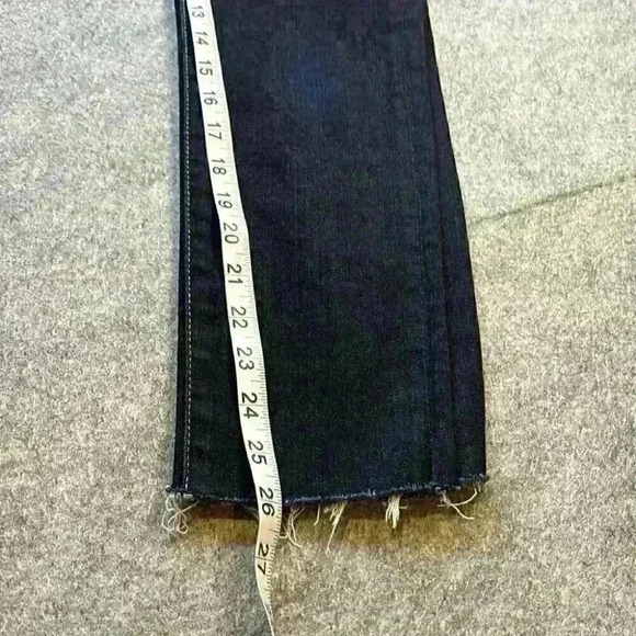 AG Jeans, The Farrah Skinny Ankle, High Rise Skinny Ankle. Size 26R. - Picture 4 of 13